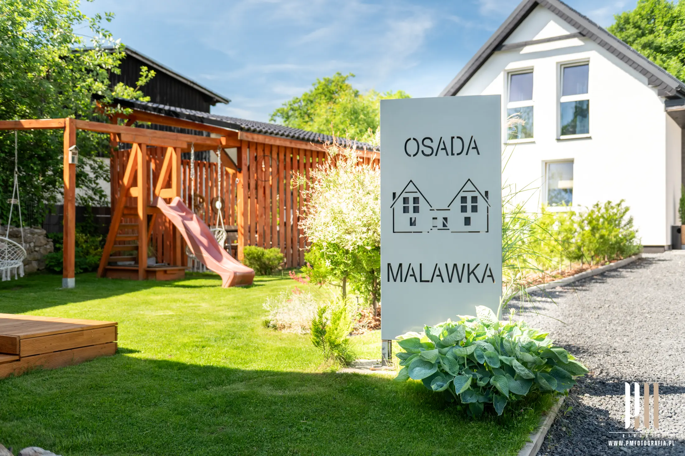 Osada Malawka pośród górskiej zieleni
